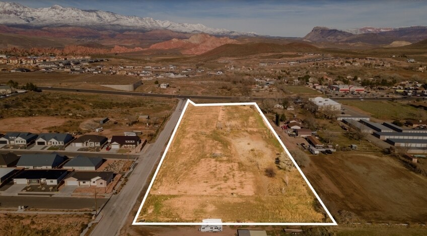 1760 W State St, Hurricane, UT for sale Aerial- Image 1 of 3
