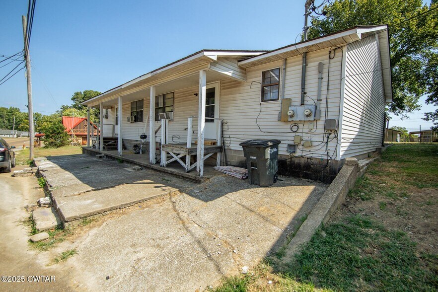 207-215 Main St, Troy, TN à vendre - Photo du bâtiment - Image 3 de 57