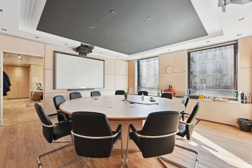 152 Avenue De Malakoff, Paris à louer - Photo du bâtiment - Image 2 de 15