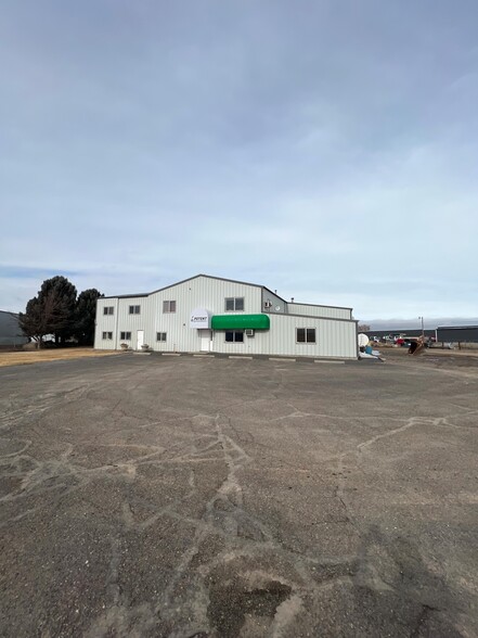 110 S 450 E, Burley, ID for sale - Primary Photo - Image 1 of 1