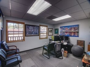 2341 Jefferson St, San Diego, CA for lease Interior Photo- Image 2 of 13