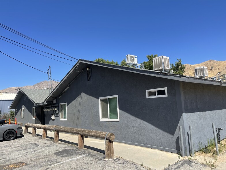 4009 Lake Isabella Blvd, Bodfish, CA for sale - Building Photo - Image 2 of 7