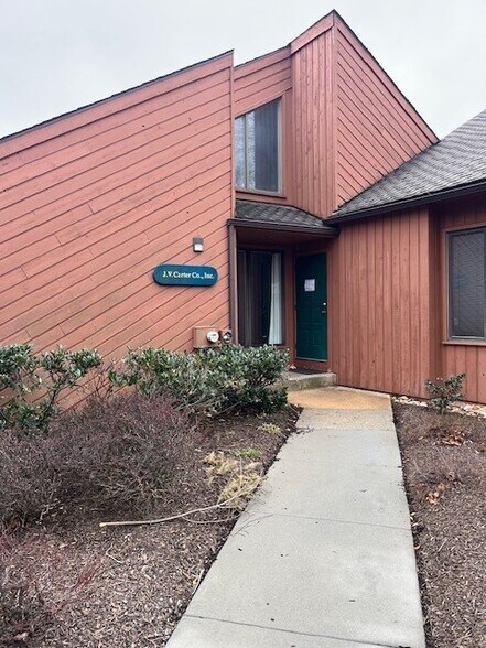 1220 Valley Forge Rd, Phoenixville, PA à vendre - Photo du bâtiment - Image 2 de 8