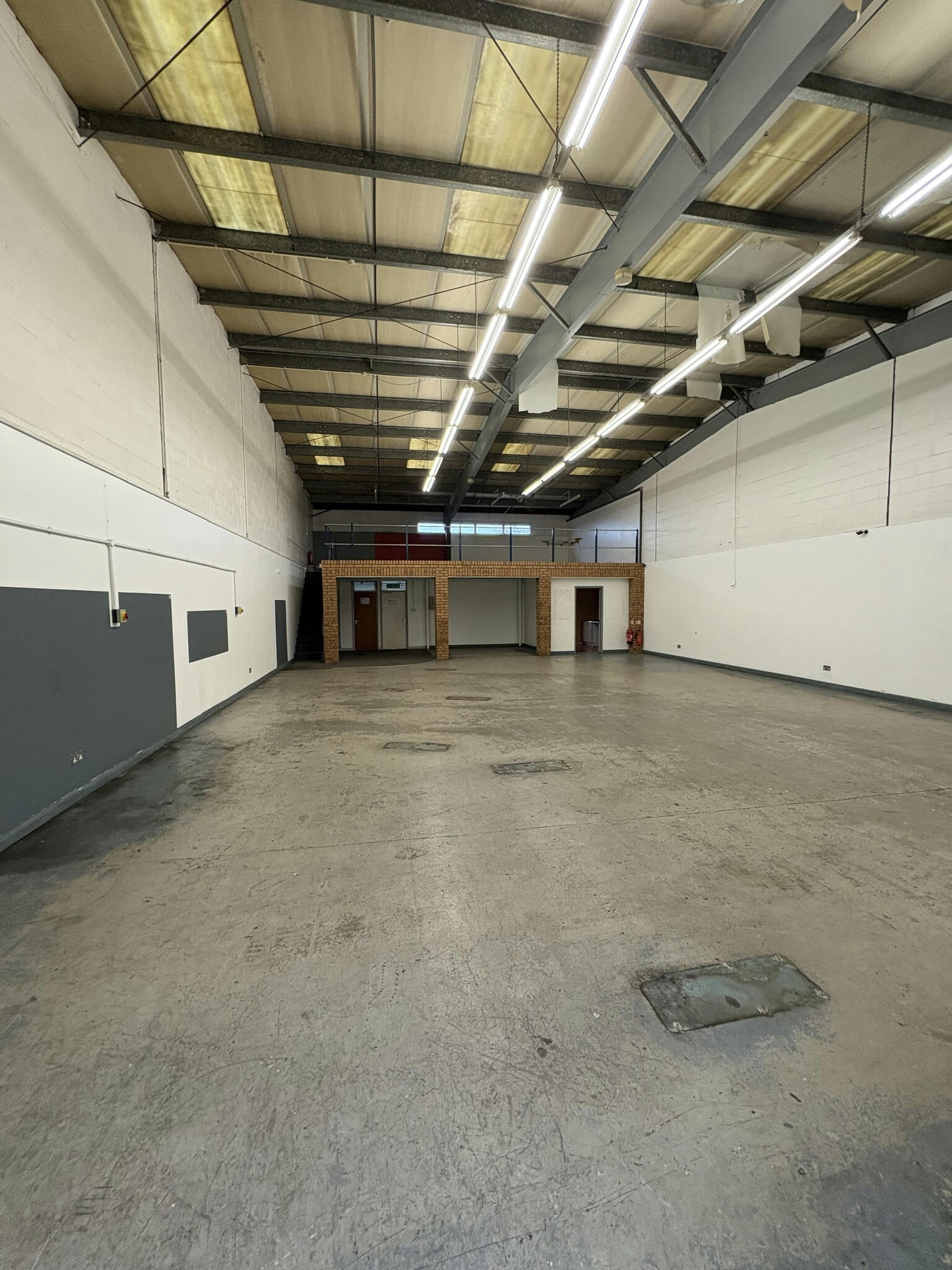 Dadford Rd, Silverstone for lease Building Photo- Image 1 of 6