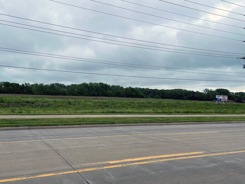 701 SE 16th St, Ames, IA for sale - Other - Image 1 of 6