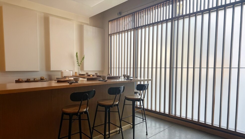 771 N Virgil Ave, Los Angeles, CA à louer - Photo du bâtiment - Image 1 de 6