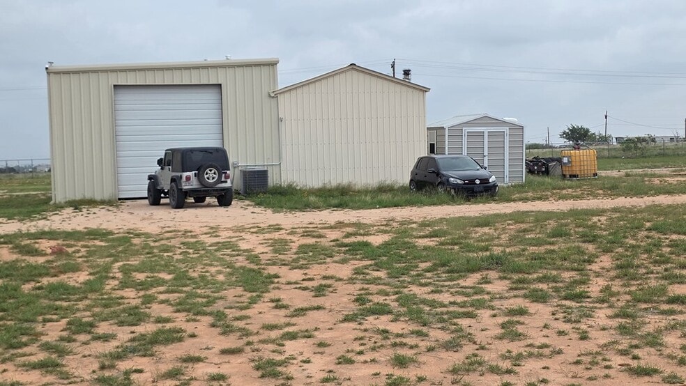 2701-B S County Road 135, Midland, TX for lease - Building Photo - Image 2 of 12