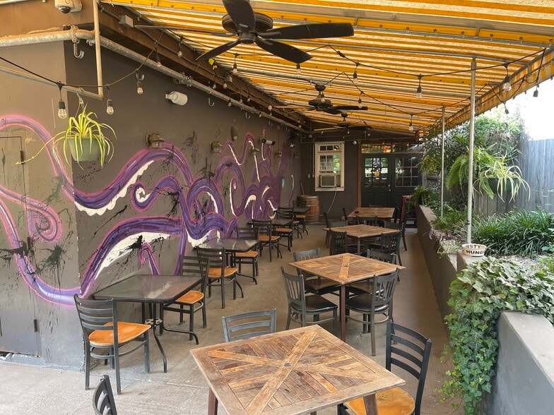 1518-1520 Clipper Mill Rd, Baltimore, MD for sale - Building Photo - Image 3 of 9