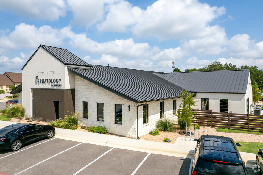 1515 Medical Pky, Cedar Park, TX for lease - Building Photo - Image 3 of 6