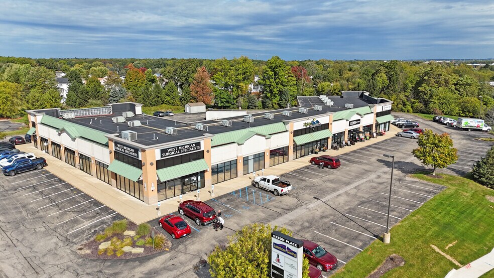 1011-1045 Gezon Pky SW, Wyoming, MI à vendre - Photo du bâtiment - Image 2 de 4