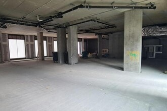 White Rose Lane, Woking à louer Photo intérieure- Image 2 de 2