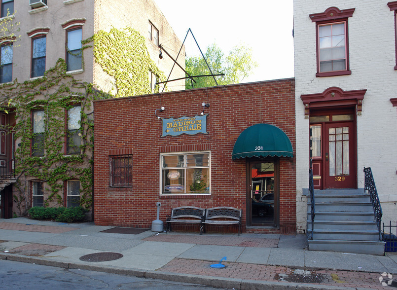 331 Madison Ave, Albany, NY à vendre - Photo principale - Image 1 de 1