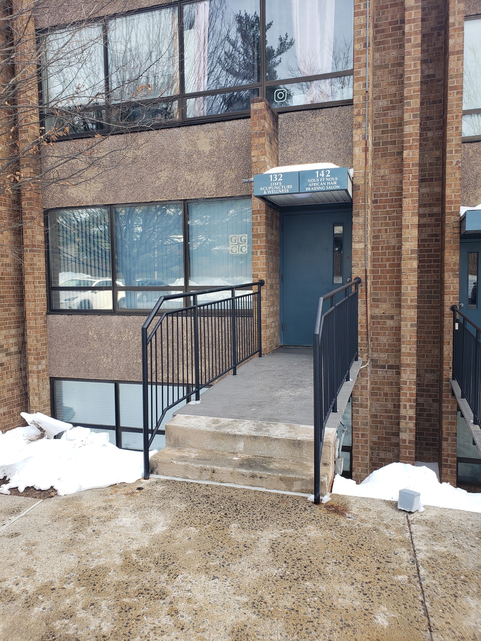 4 Professional Dr, Gaithersburg, MD à louer Photo du bâtiment- Image 1 de 2