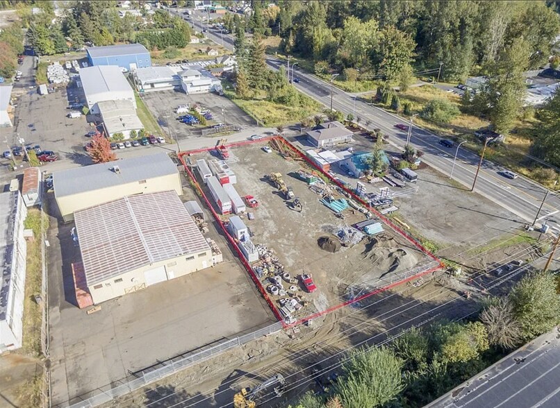 5306 7th St E, Fife, WA à vendre - Photo du bâtiment - Image 3 de 14