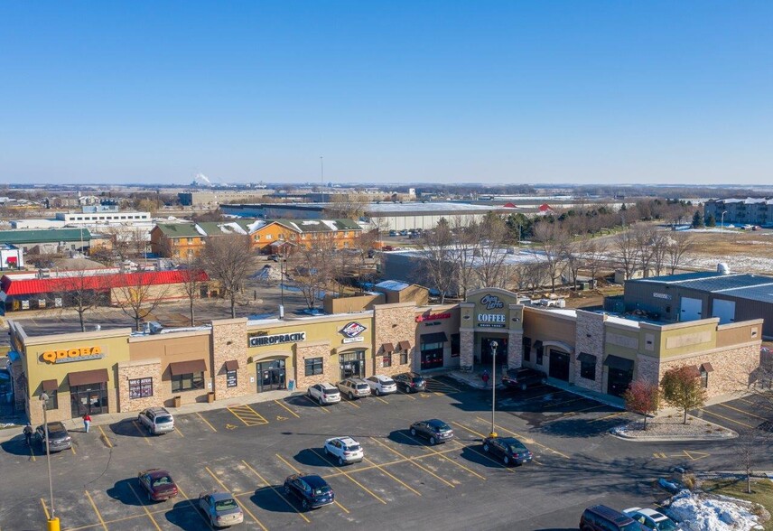 2304-2308 6th St, Brookings, SD for sale - Building Photo - Image 1 of 1