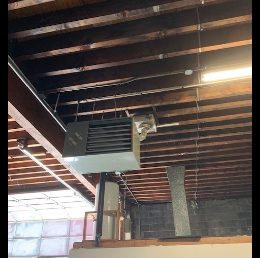 147 Babylon Tpke, Roosevelt, NY à louer - Photo du bâtiment - Image 3 de 7