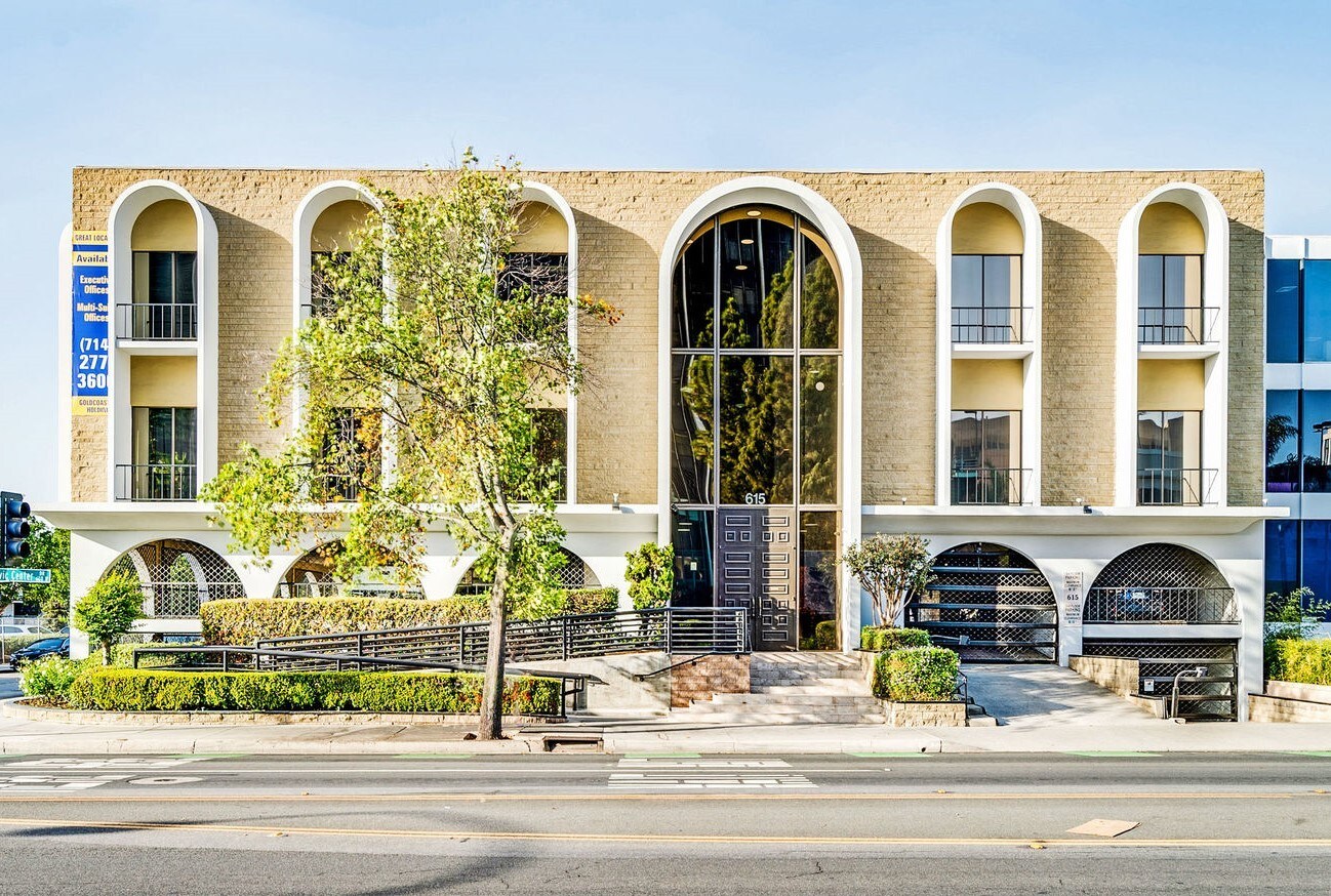 615 W Civic Center Dr, Santa Ana, CA for sale Primary Photo- Image 1 of 16
