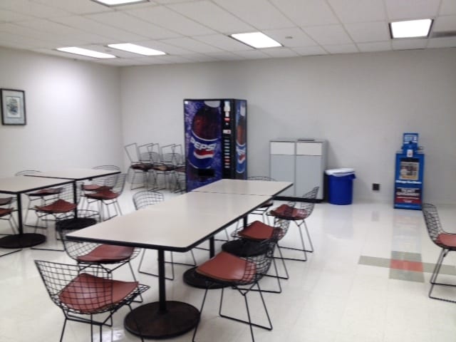 1111 E Touhy Ave, Des Plaines, IL for sale - Interior Photo - Image 3 of 19