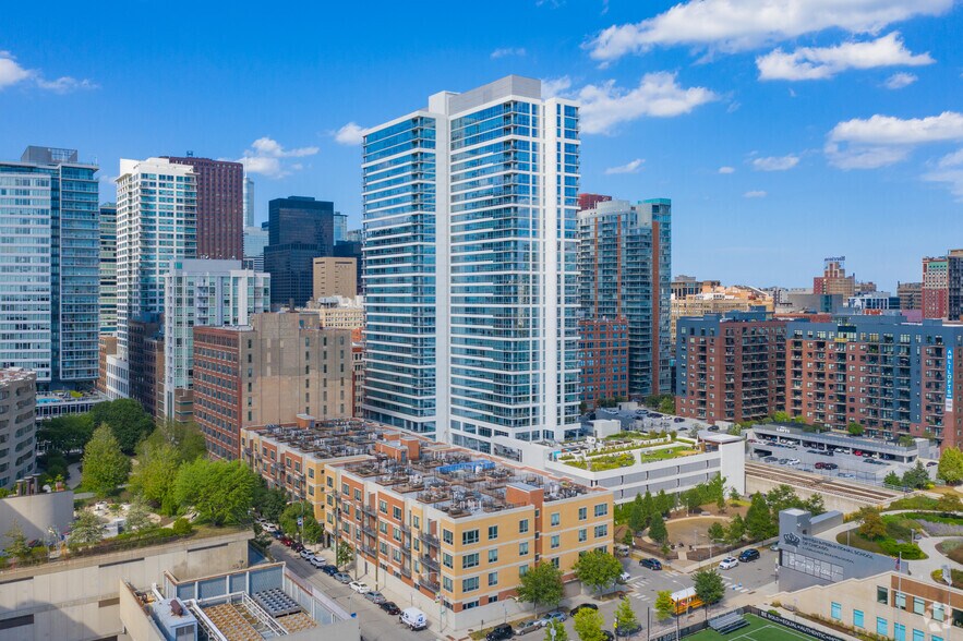 801 S Financial Pl, Chicago, IL à louer - Photo principale - Image 1 de 77