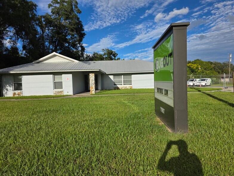 11997 S US Highway 441, Belleview, FL à vendre - Photo du bâtiment - Image 3 de 16