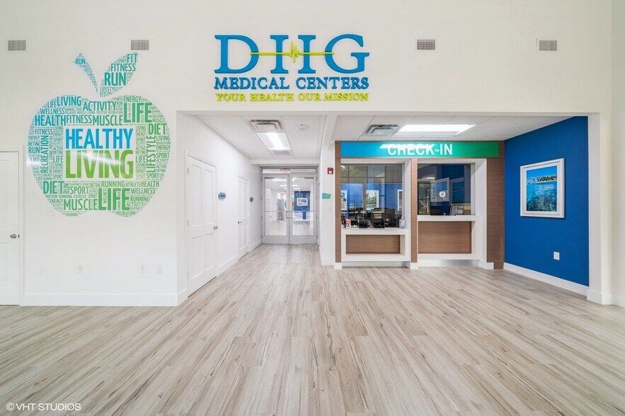 3333 20th St, Vero Beach, FL à vendre - Photo intérieure - Image 3 de 52