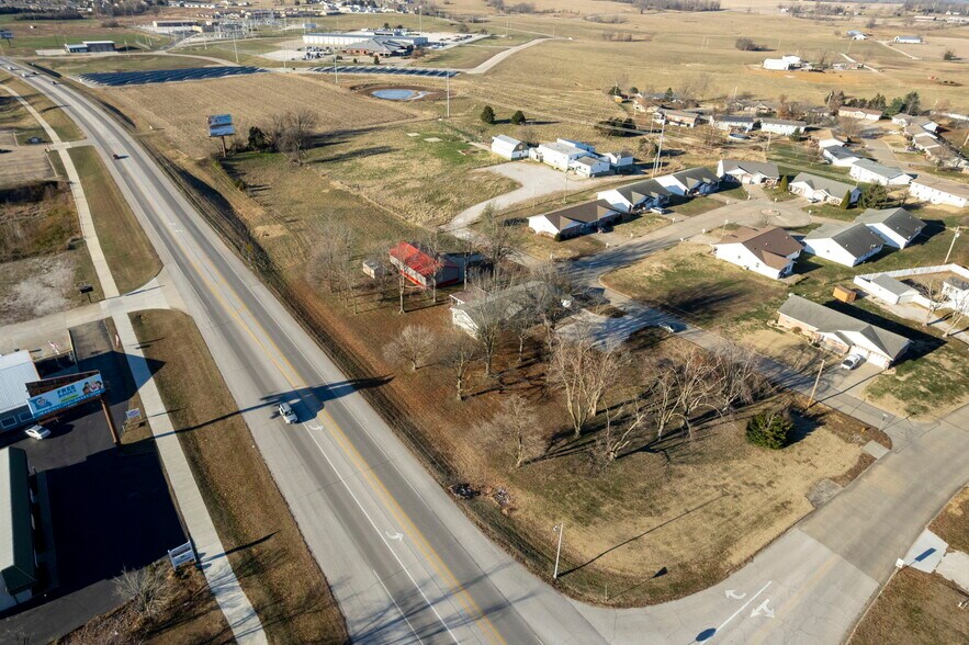 1512 Old St Marys Rd, Perryville, MO à vendre - Photo du bâtiment - Image 3 de 18