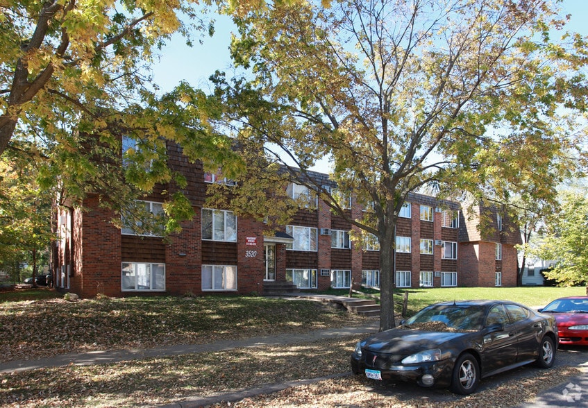 3520 12th Ave S, Minneapolis, MN for sale - Primary Photo - Image 1 of 5