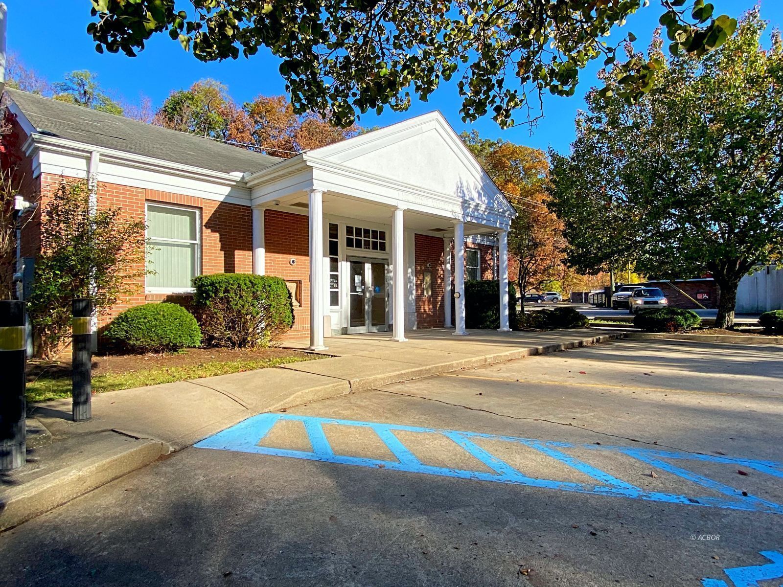 368 Richland Ave, Athens, OH à vendre Photo principale- Image 1 de 24