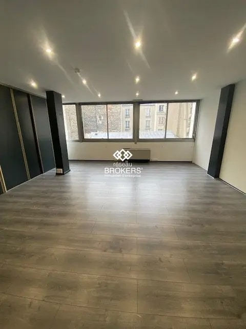 32 Rue De Paradis, Paris à vendre Photo intérieure- Image 1 de 2