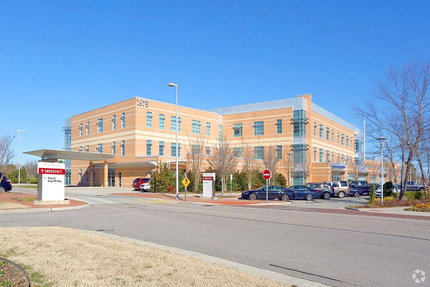 1975 Glenn Mitchell Dr, Virginia Beach, VA for lease - Building Photo - Image 1 of 12