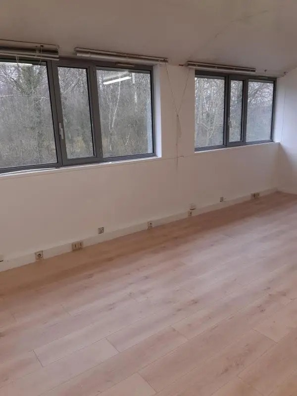 Rue Albert Einstein, Champs-sur-Marne for sale Interior Photo- Image 1 of 6