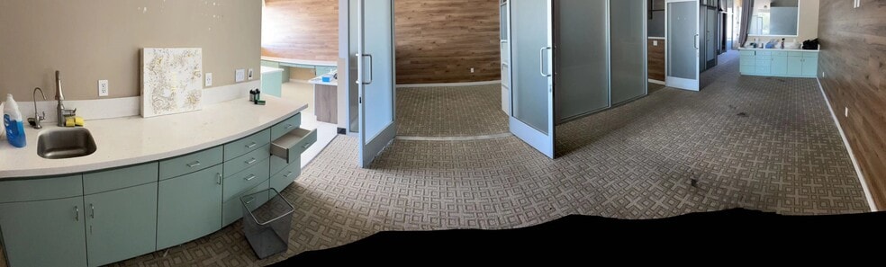 8917-8925 Valley Blvd, Rosemead, CA for lease - Building Photo - Image 2 of 19