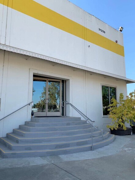 31231-31281 Wiegman Rd, Hayward, CA for lease - Building Photo - Image 2 of 17
