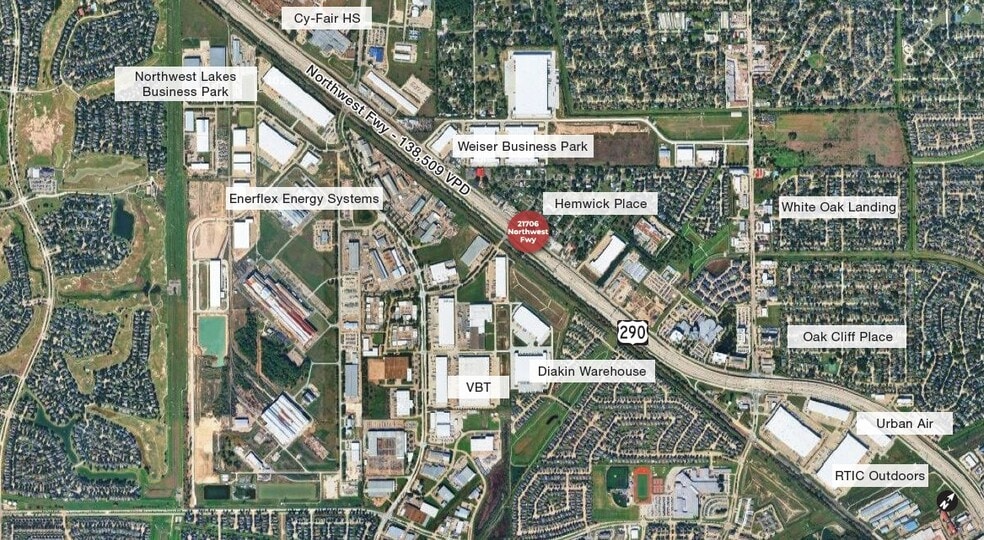 21706 Northwest Fwy, Cypress, TX à louer - Photo du bâtiment - Image 3 de 7