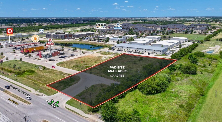 10745 E Crystal Falls Pky, Leander, TX à vendre - Photo du bâtiment - Image 2 de 7