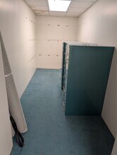 800 Inman Ave, Colonia, NJ for lease Interior Photo- Image 2 of 4