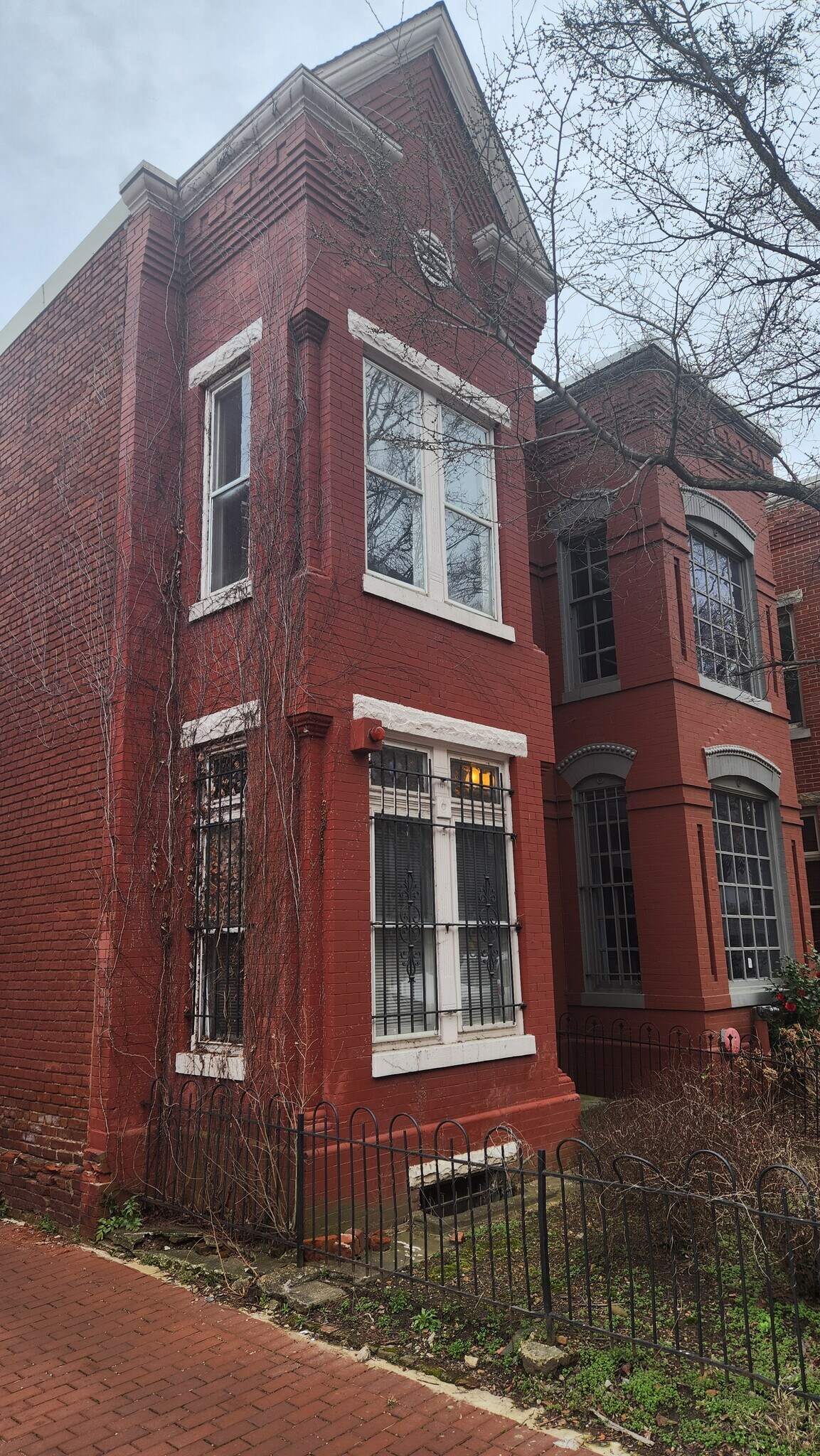 517 2nd St NE, Washington, DC à vendre Photo principale- Image 1 de 3