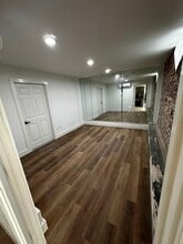 4807 22nd Ave S, Saint Petersburg, FL for lease Interior Photo- Image 1 of 12