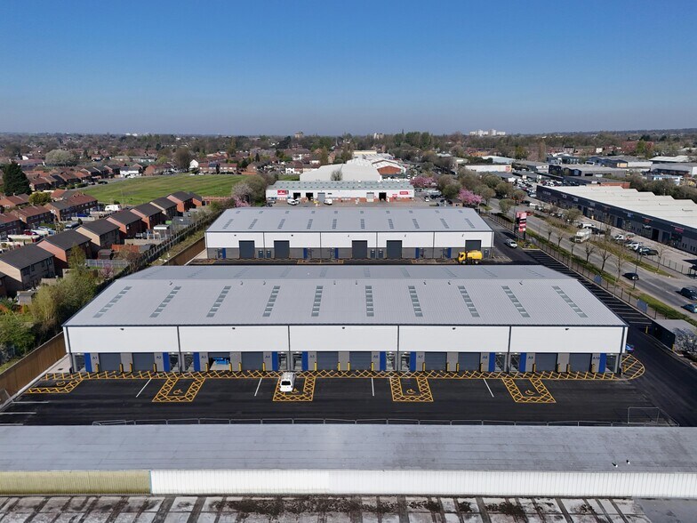 Huyton Trade Park, Liverpool à louer - Photo du bâtiment - Image 3 de 19