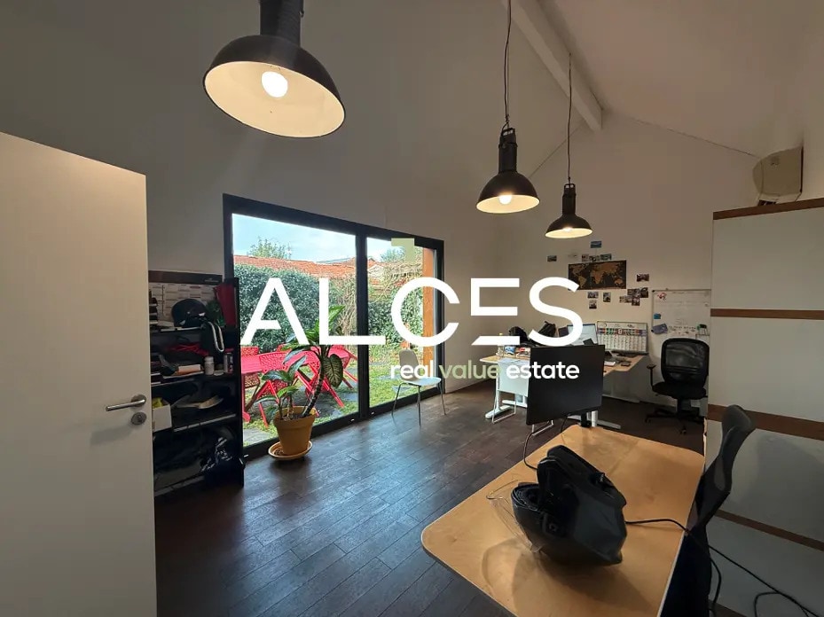 Bureau dans Bordeaux à louer Photo intérieure- Image 1 de 4