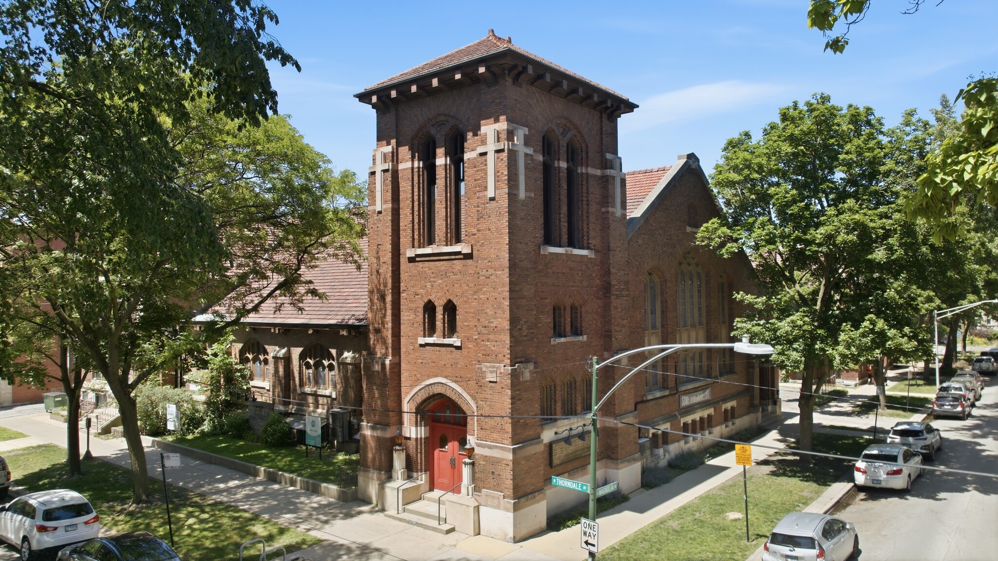 1244 W Thorndale Ave, Chicago, IL for sale Primary Photo- Image 1 of 24