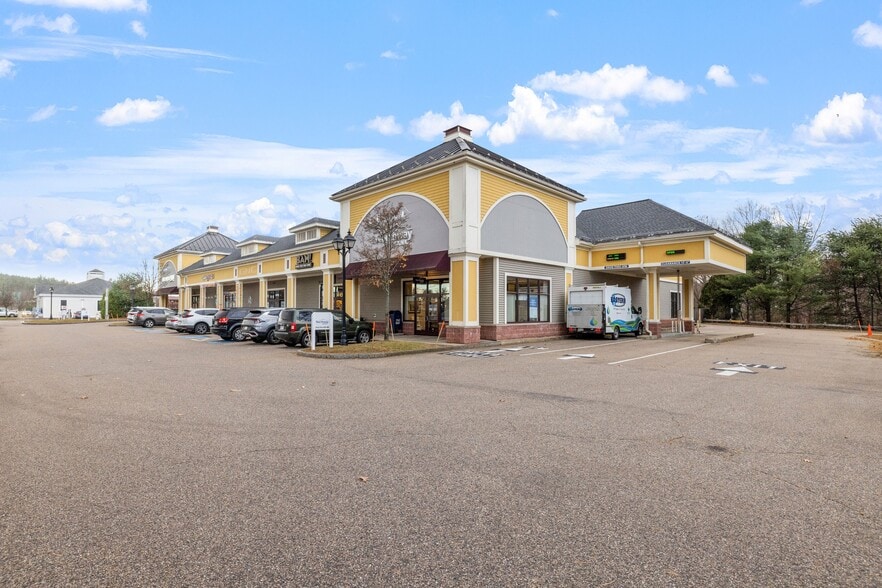 1500 White Mountain Hwy, North Conway, NH à louer - Photo du bâtiment - Image 3 de 12