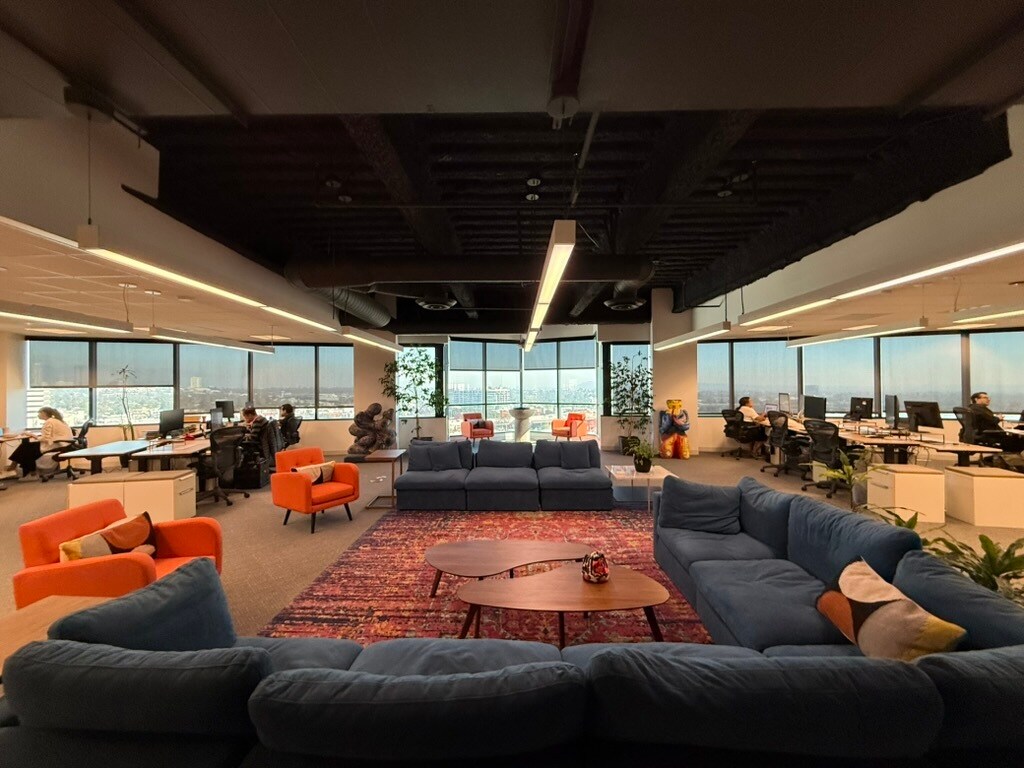 11400 W Olympic Blvd, Los Angeles, CA à louer Photo intérieure- Image 1 de 4