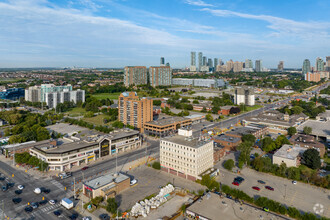 3025 Hurontario St, Mississauga, ON - aerial  map view