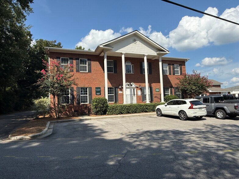 7436 Forest Ct, Irmo, SC à louer - Photo du bâtiment - Image 2 de 10