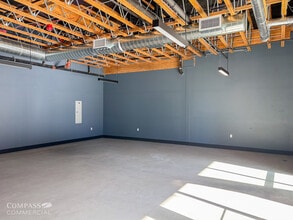 1700 Main St, Washougal, WA for lease Interior Photo- Image 2 of 4