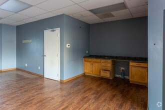 3122-3166 NW Viking Blvd, Cedar, MN for lease Interior Photo- Image 2 of 5