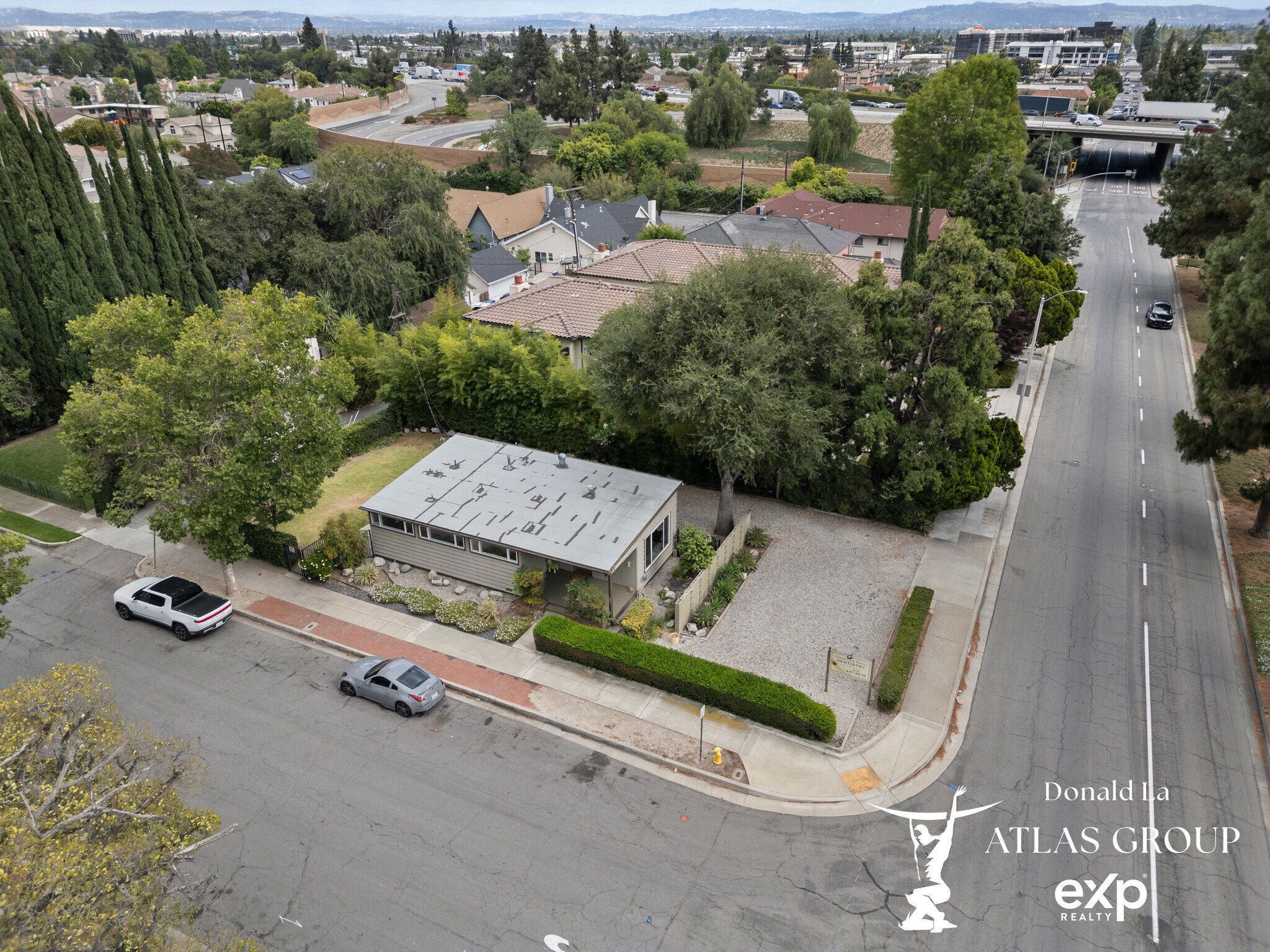 910 N Santa Anita Ave, Arcadia, CA à vendre Photo du bâtiment- Image 1 de 22