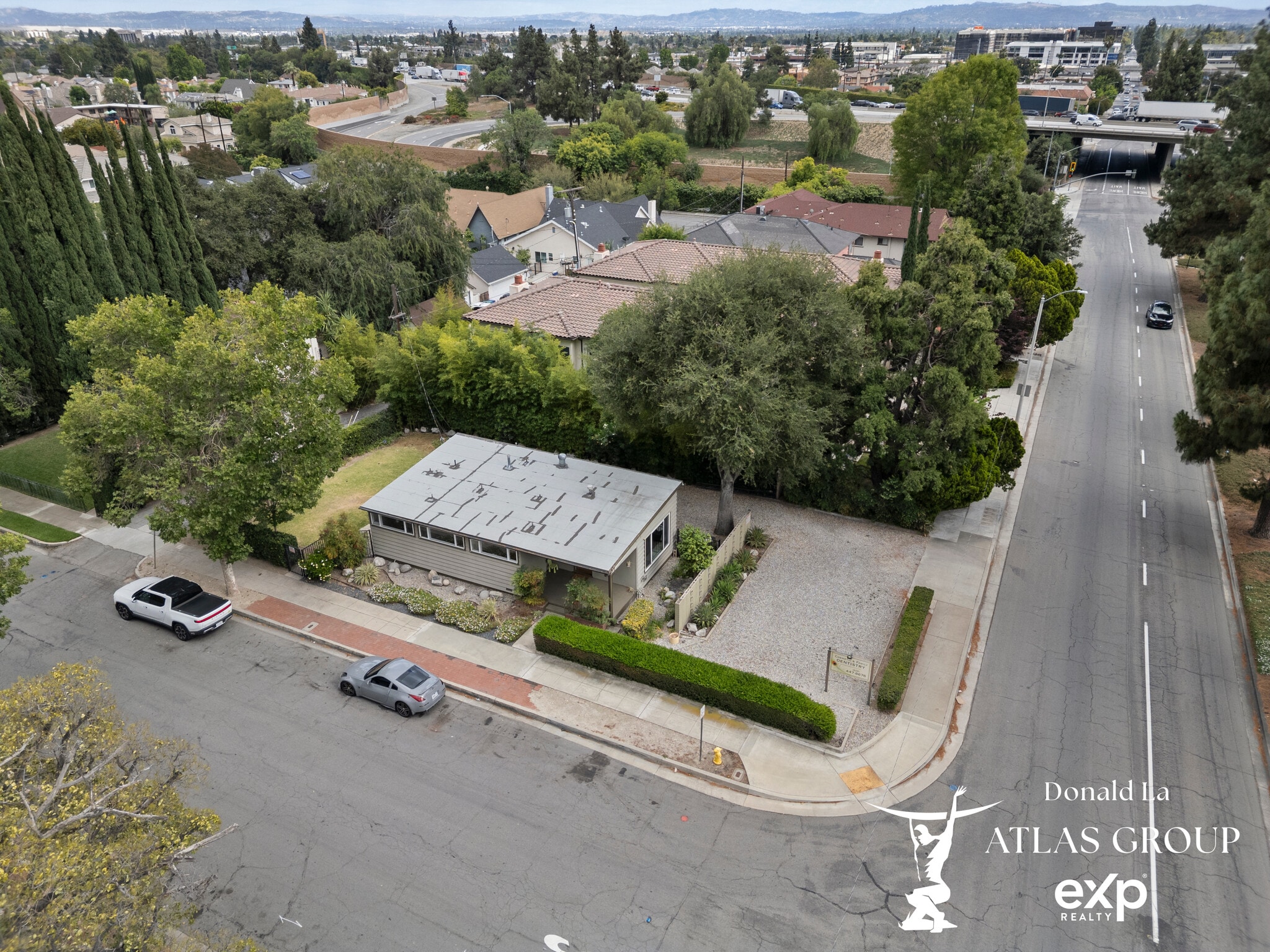 910 N Santa Anita Ave, Arcadia, CA à vendre Photo du bâtiment- Image 1 de 22