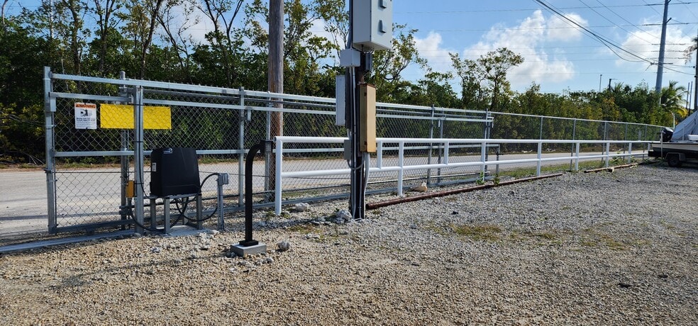 106600 Overseas Highway, Key Largo, Fl 33037, Key Largo, FL for lease - Building Photo - Image 3 of 21